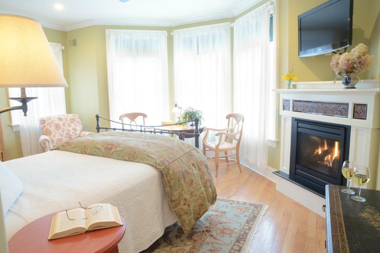 The Springwater Bed And Breakfast Saratoga Springs Eksteriør billede