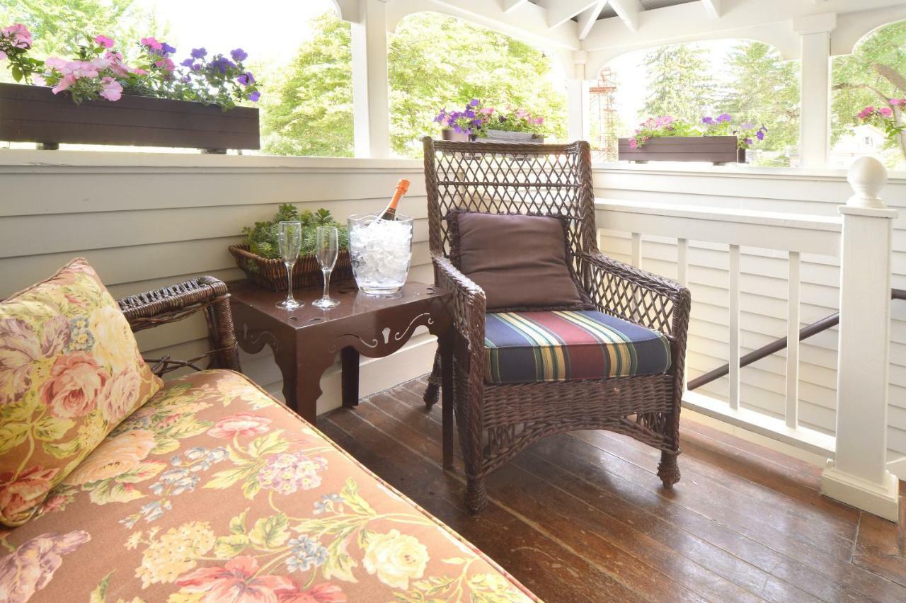 The Springwater Bed And Breakfast Saratoga Springs Eksteriør billede