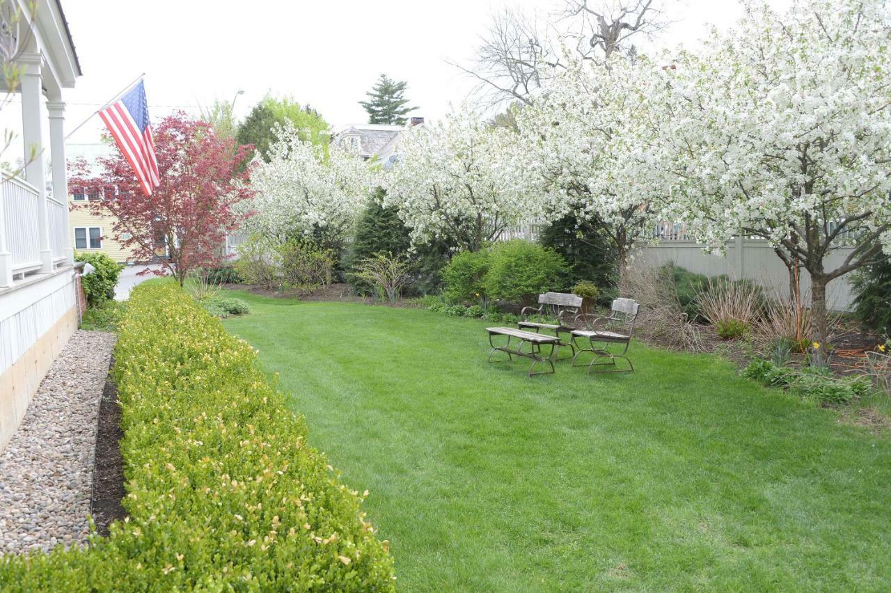 The Springwater Bed And Breakfast Saratoga Springs Eksteriør billede