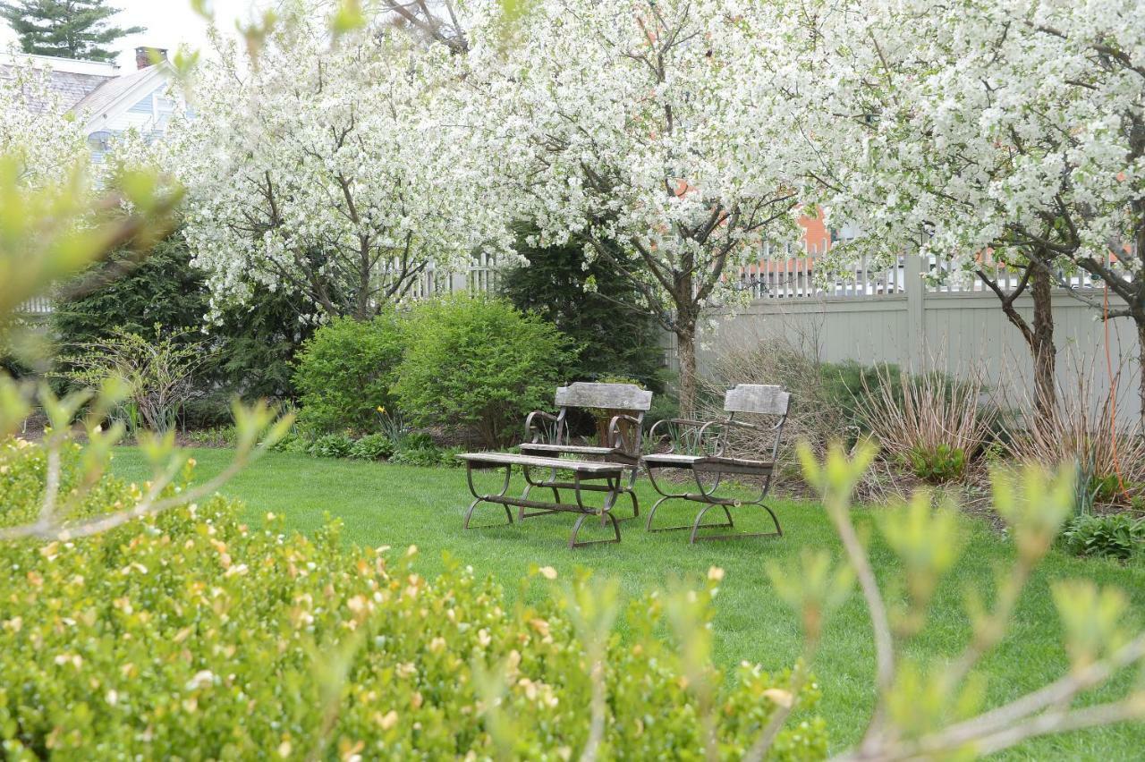 The Springwater Bed And Breakfast Saratoga Springs Eksteriør billede