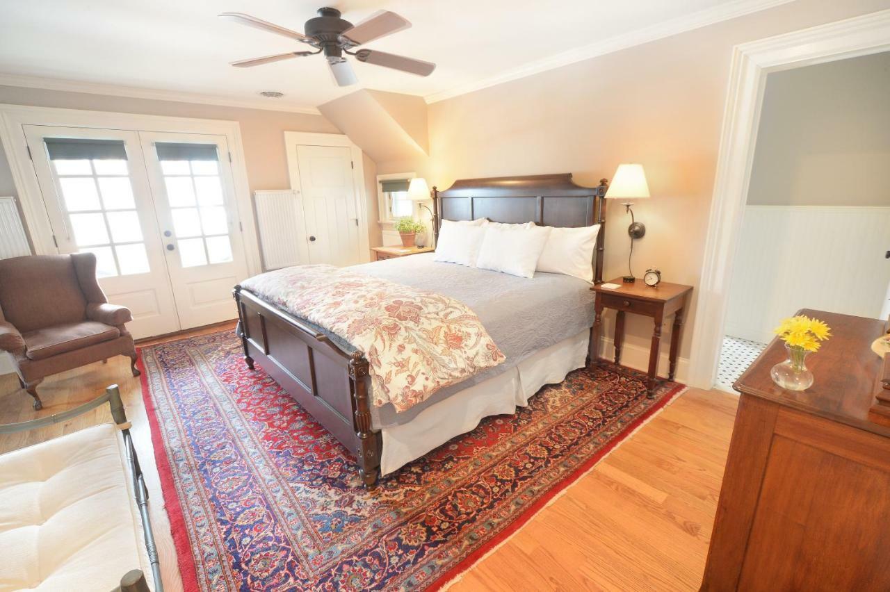 The Springwater Bed And Breakfast Saratoga Springs Eksteriør billede