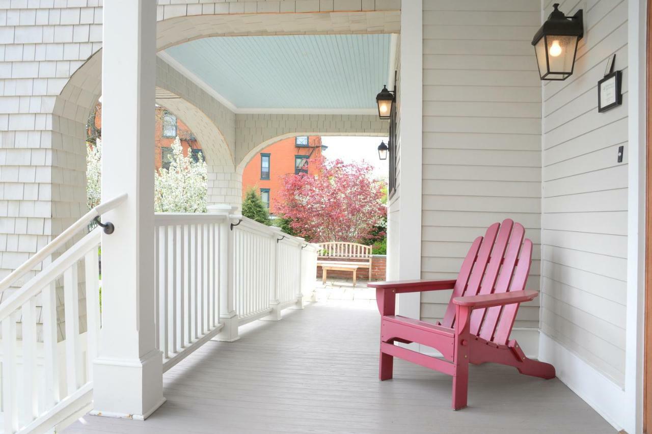 The Springwater Bed And Breakfast Saratoga Springs Eksteriør billede